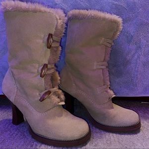 fuzzy winter boot heels